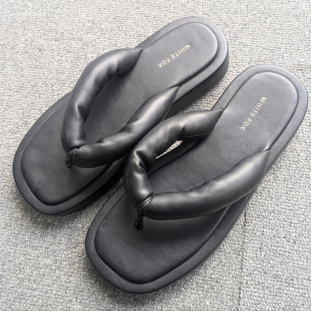 White Fox Black Puffy Strap Sandals